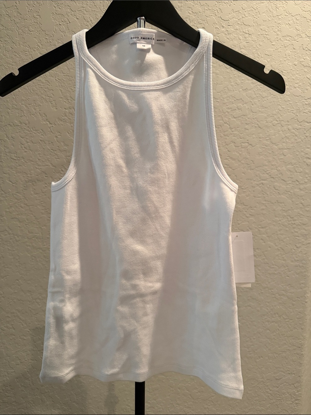 Good American White Ribbed Scoop Neck Tank